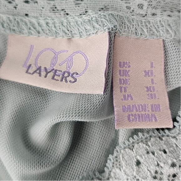 LOGO LAYERS WOMEN’S LIGHT BLUE LONG SLEEVE LACE COLLAR BLOUSE – SIZE LARGE - Picture 7 of 10